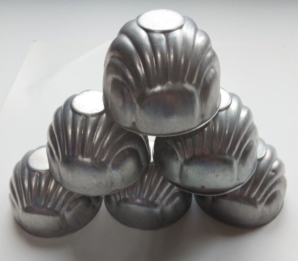 Vtg Aluminum Individual SEA SHELL Fluted Gelatin Molds Baking Tart Tins Set Of 6