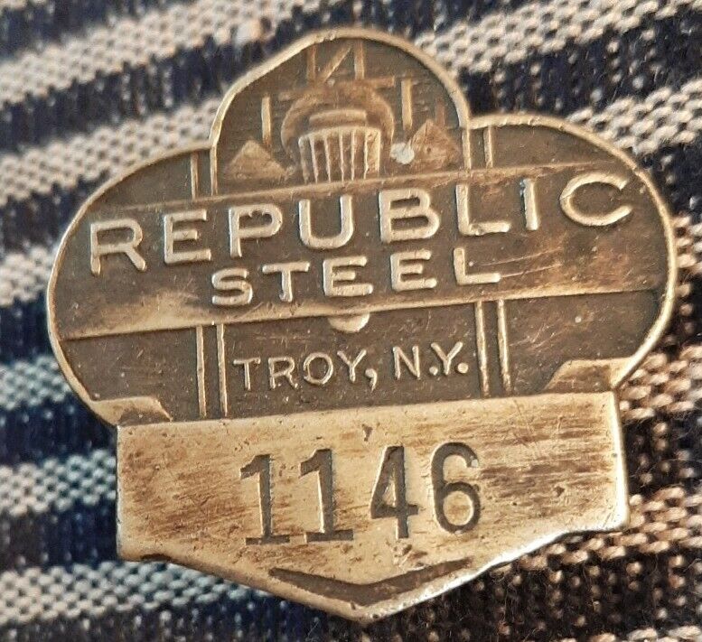 Vintage Employee Pin Badge Republic Steel Troy, NY #1146