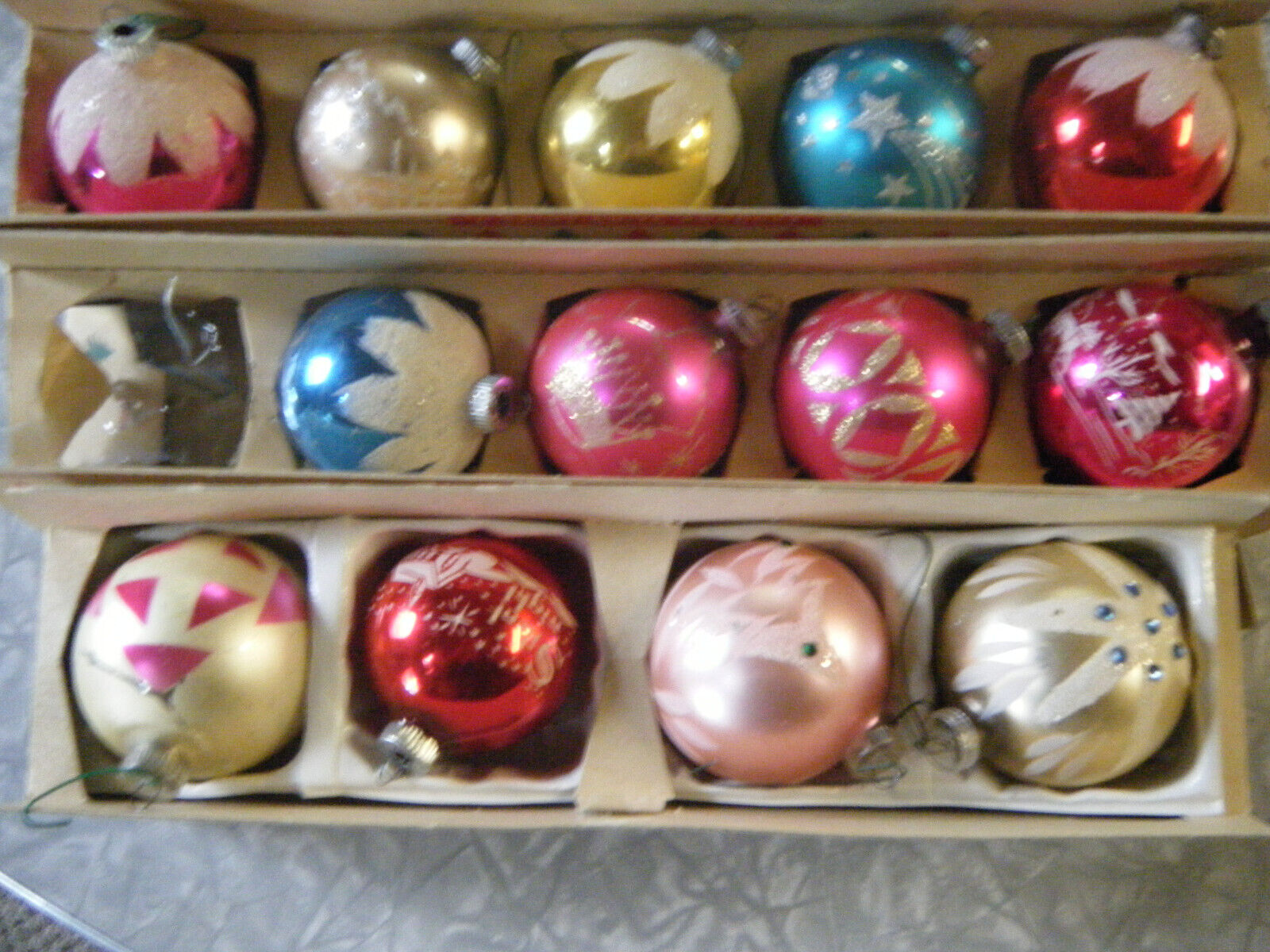 12 Vintage 1940s-60s Assorted USA Made Ornaments Mostly Shiny Brite in 1940s Box