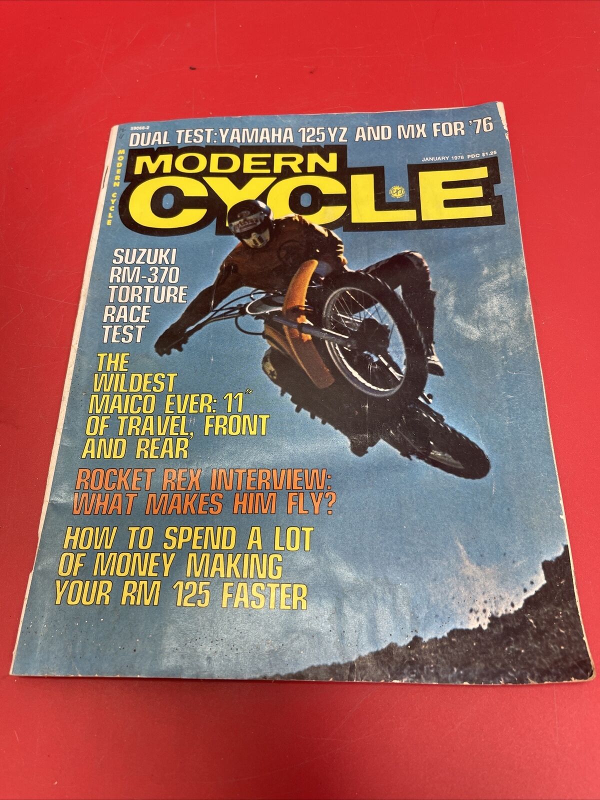 MODERN CYCLE MAGAZINE JANUARY 1976 SUZUKI RM370 RM MX VINTAGE