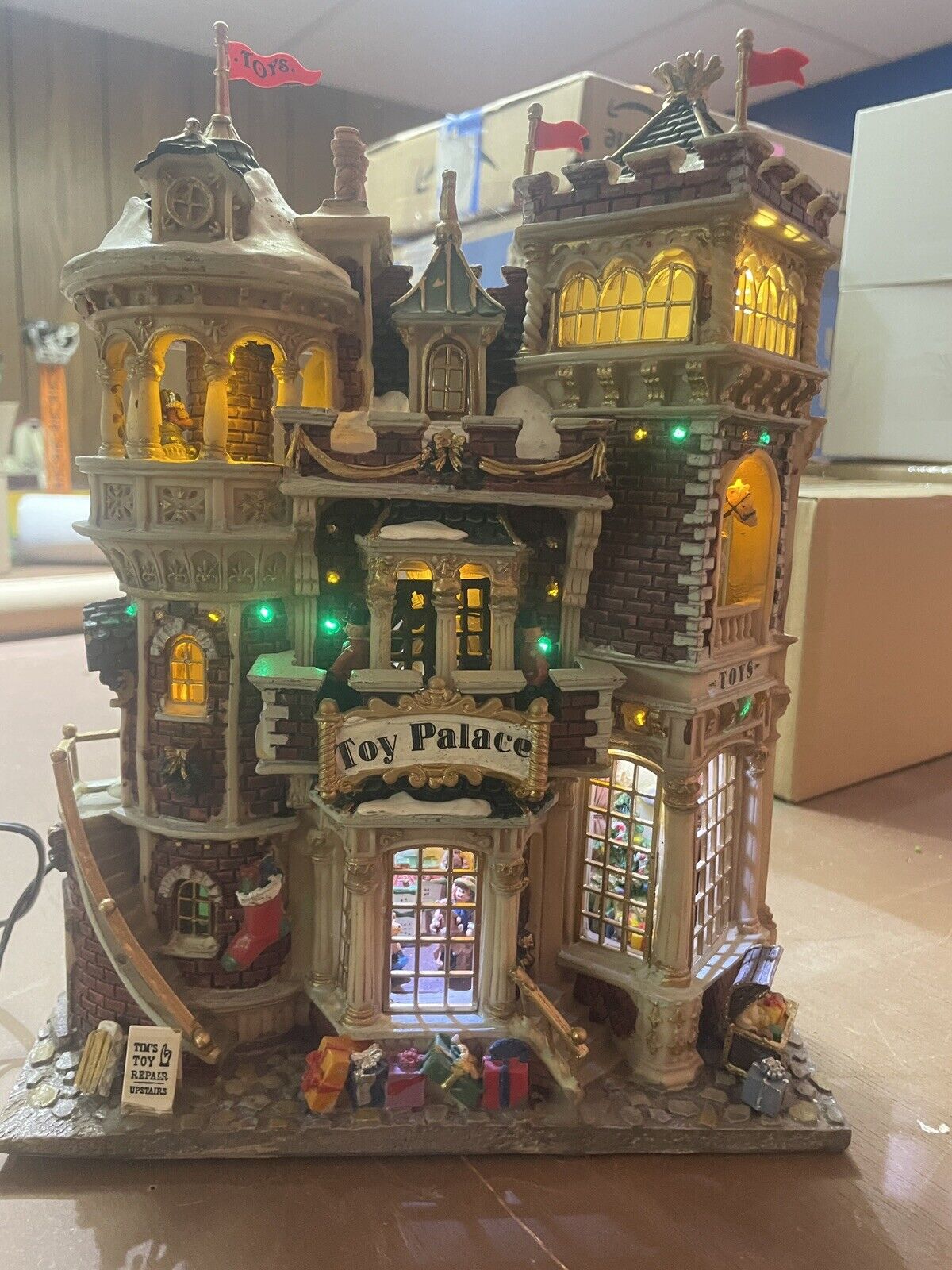 Lemax Facade Toy Palace (front)