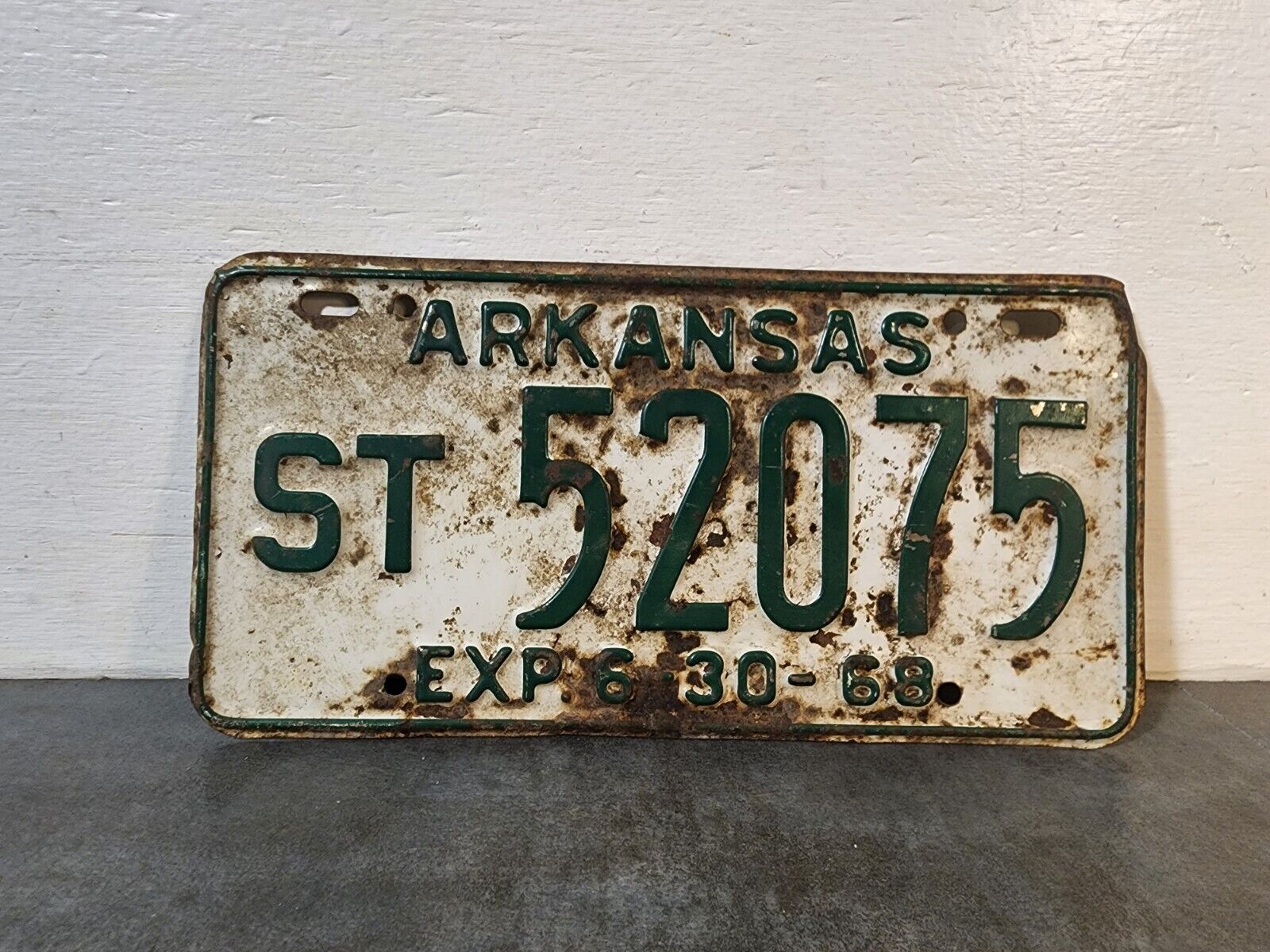 Arkansas 1968 ST 52075 License Plate