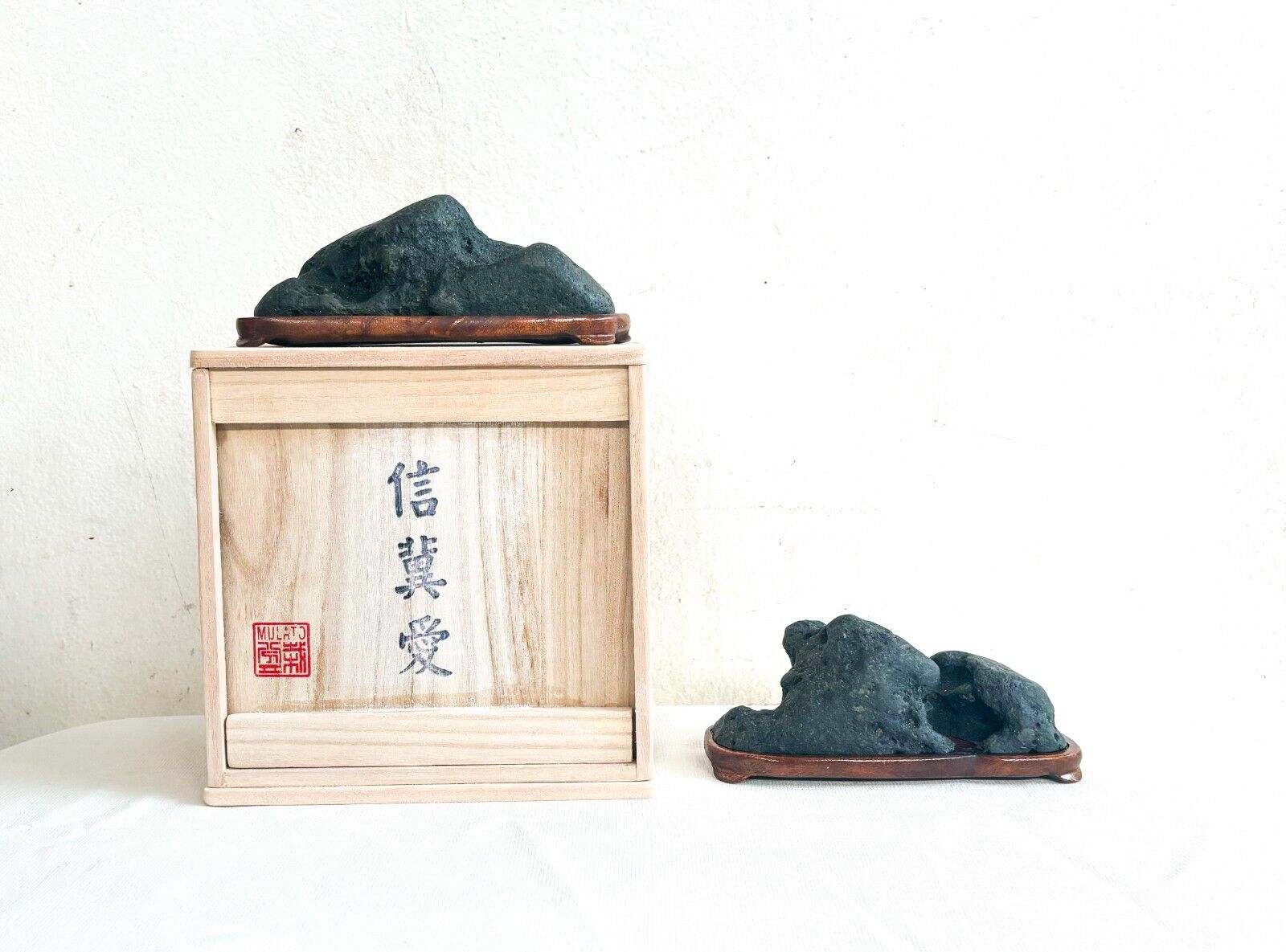 Two Set Natural polished viewing stone Suiseki -with Kiribako Box - Japanese Art