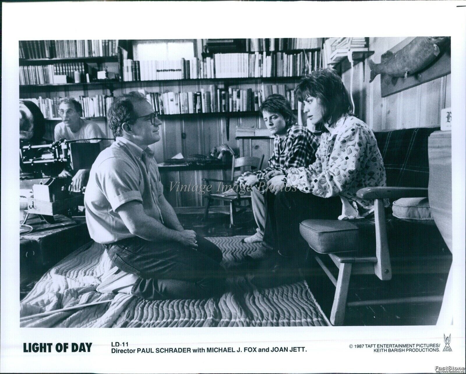 1987 Light Of Day Paul Schrader Michael J Fox Joan Jett Actor Photo 8X10
