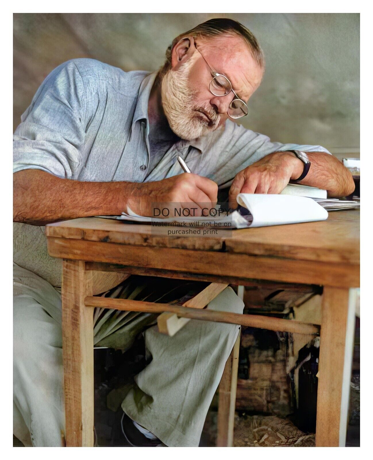 ERNEST HEMINGWAY WRITING IN NOTEPAD 8X10 COLOR PHOTO