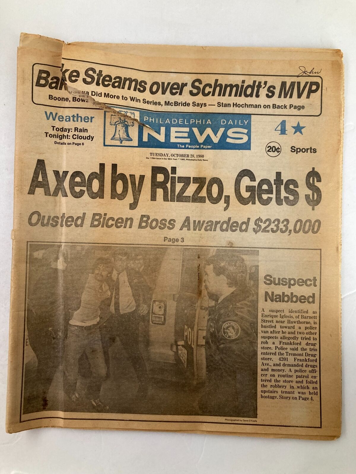 Philadelphia Daily News Tabloid October 28 1980 Enrique Iglesis Suspect Nabbed