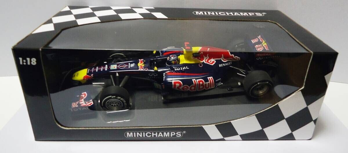 Minichamps 1/18 Red Bull Renault RB7 S.Vettel Japan Gp Limited Edition 2011