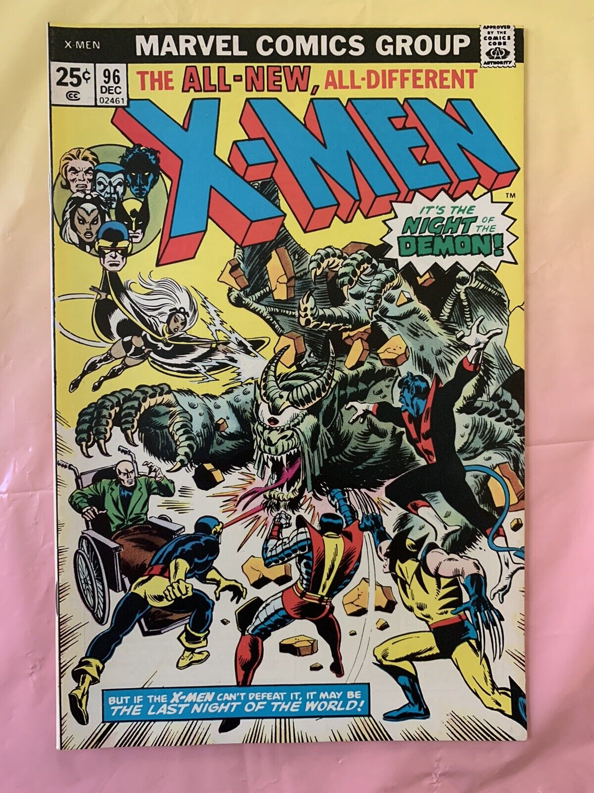 X-MEN #96 (1975 MARVEL) 1ST APPEARANCE OF MOIRA MACTAGGERT 9.0-9.2