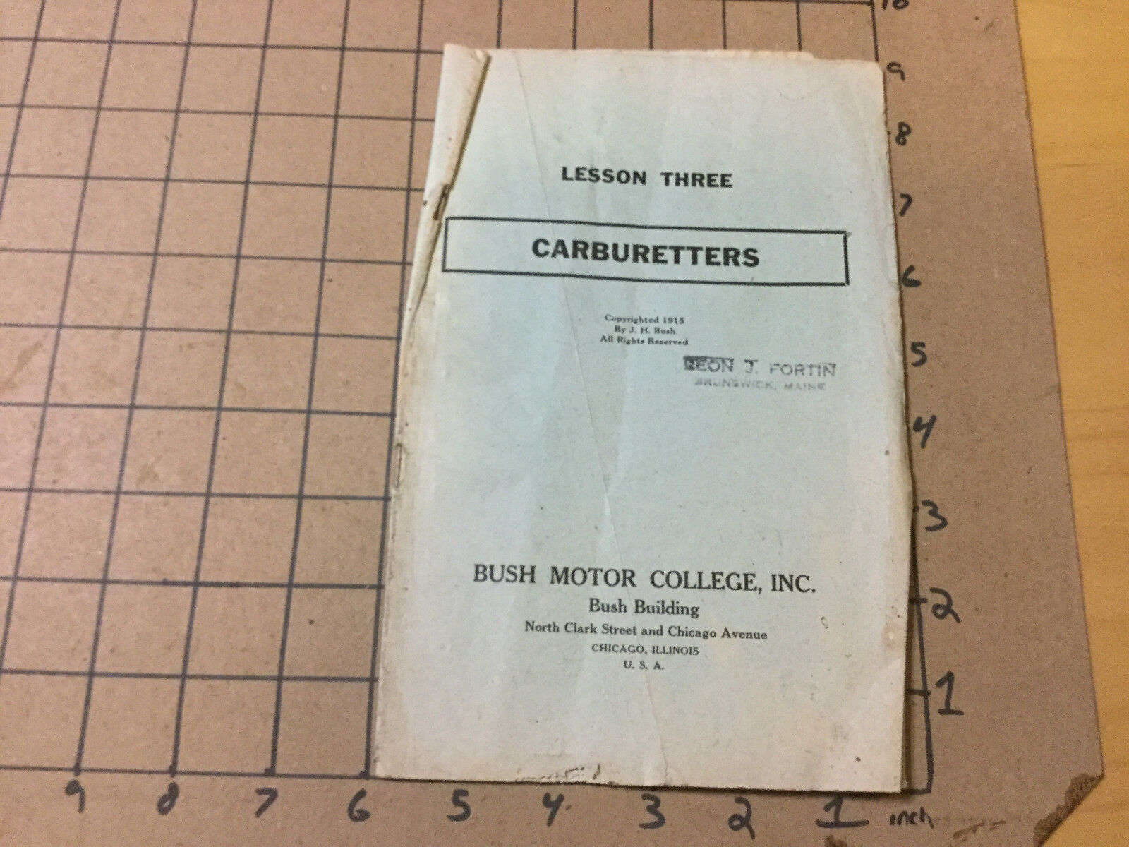 Vintage -- 1915 - lesson 3; CARBURETTERS - BUSH MOTOR COLLEGE INC 16pgs -dirty-