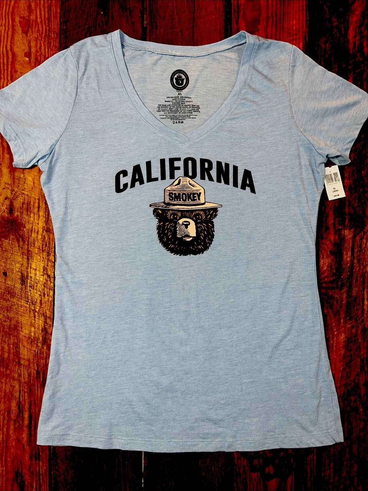 Disney Parks Women\'s Smokey the Bear Tee Ladies V Neck Shirt XL California NWT