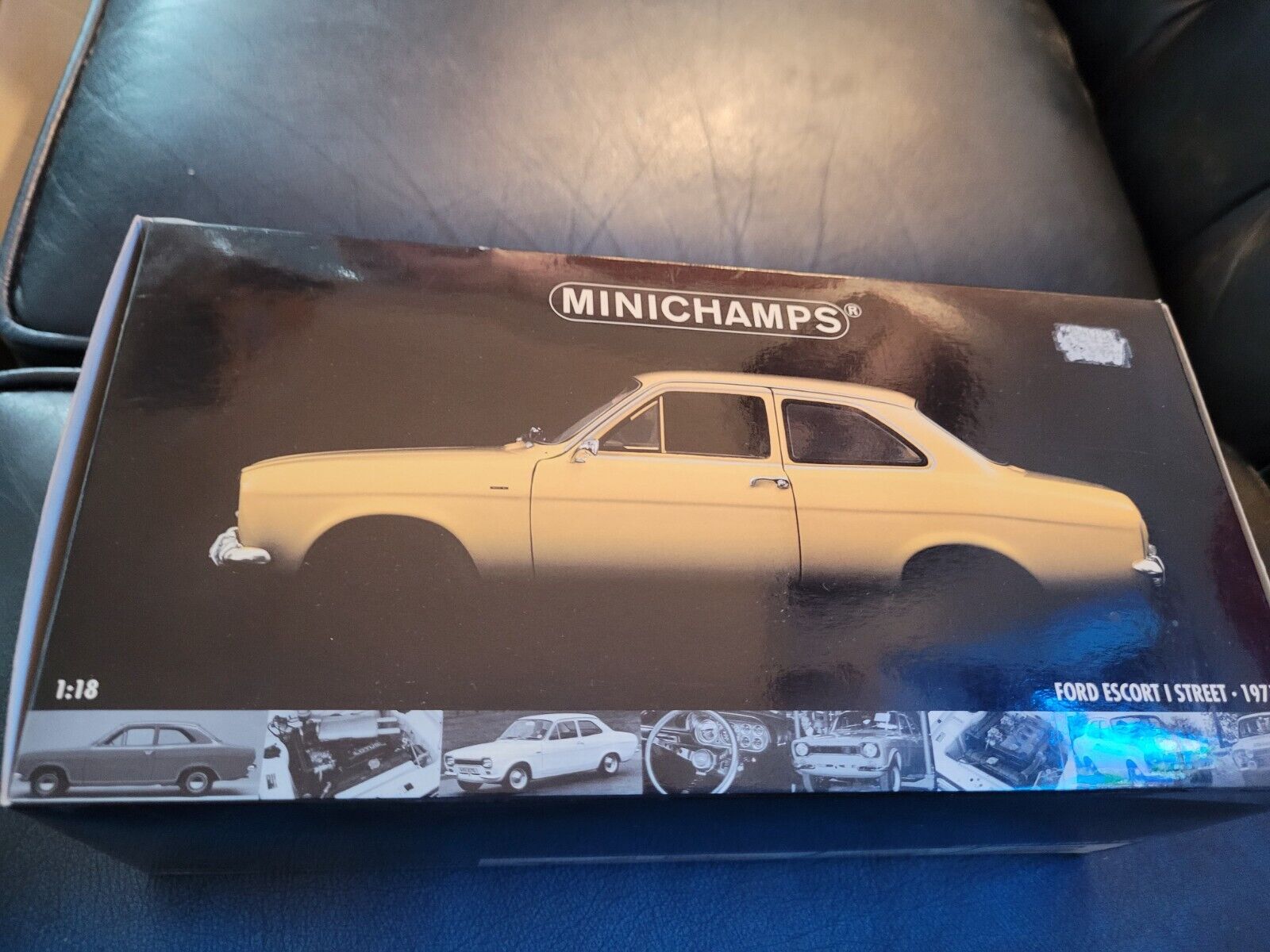 Minichamps 1 18 Ford Escort I Street 1971 New In Box Rare Superb