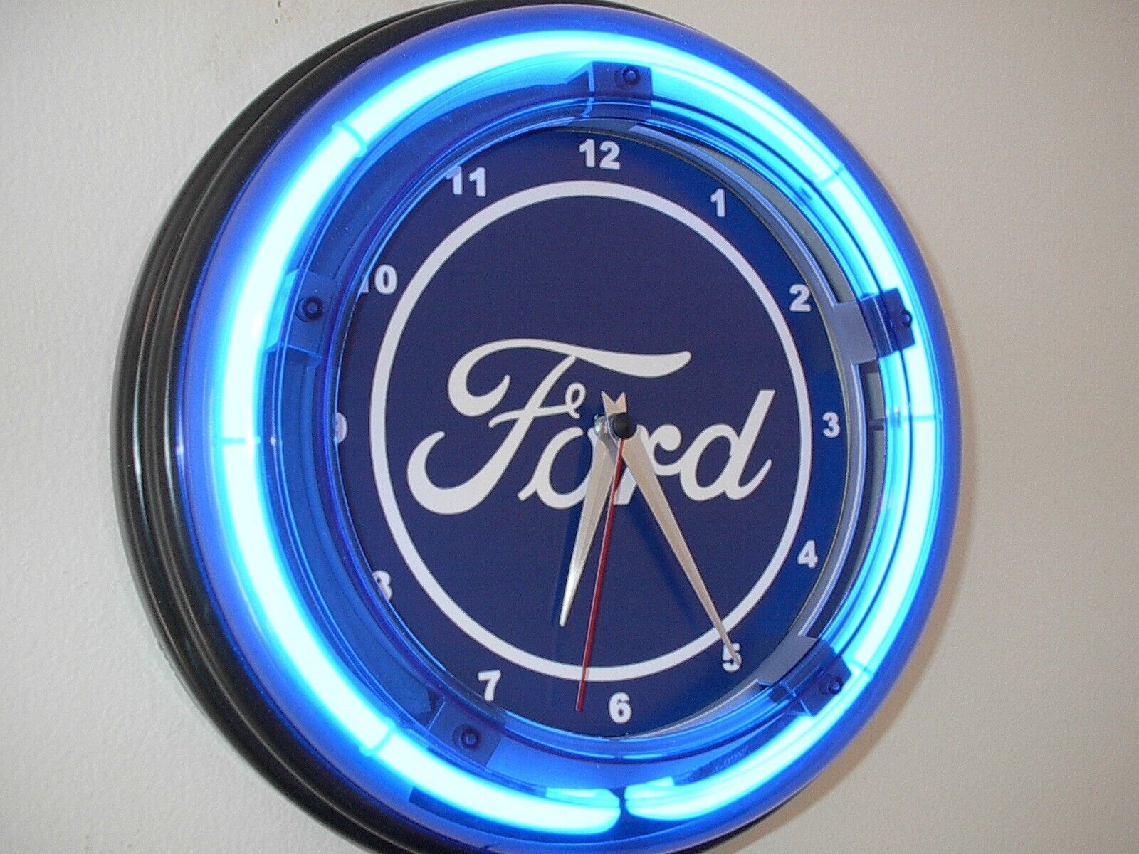 Ford FoMoCo Motors Auto Garage Neon Wall Clock Advertising Sign