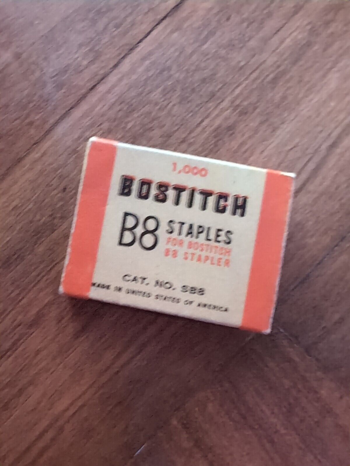 Bostitch B8 Staples SB8 1000 8-30T Full Box NOS Orange White Prop Desktop Retro