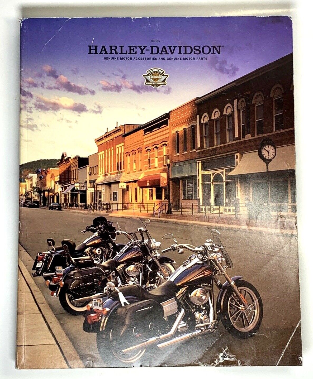 2006 HARLEY DAVIDSON Genuine Motor Accessories And Parts Catalog 832 Pages Color