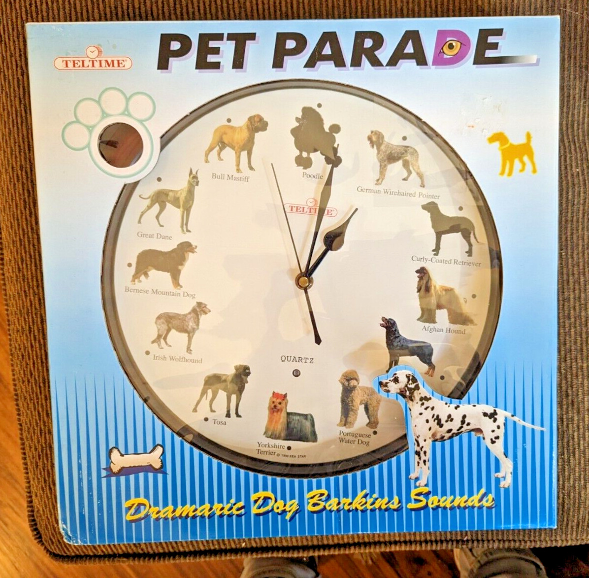 NEW, RARE Vintage 1998 Teltime Pet Parade Quartz Clock w/Dog Sounds on the Hour
