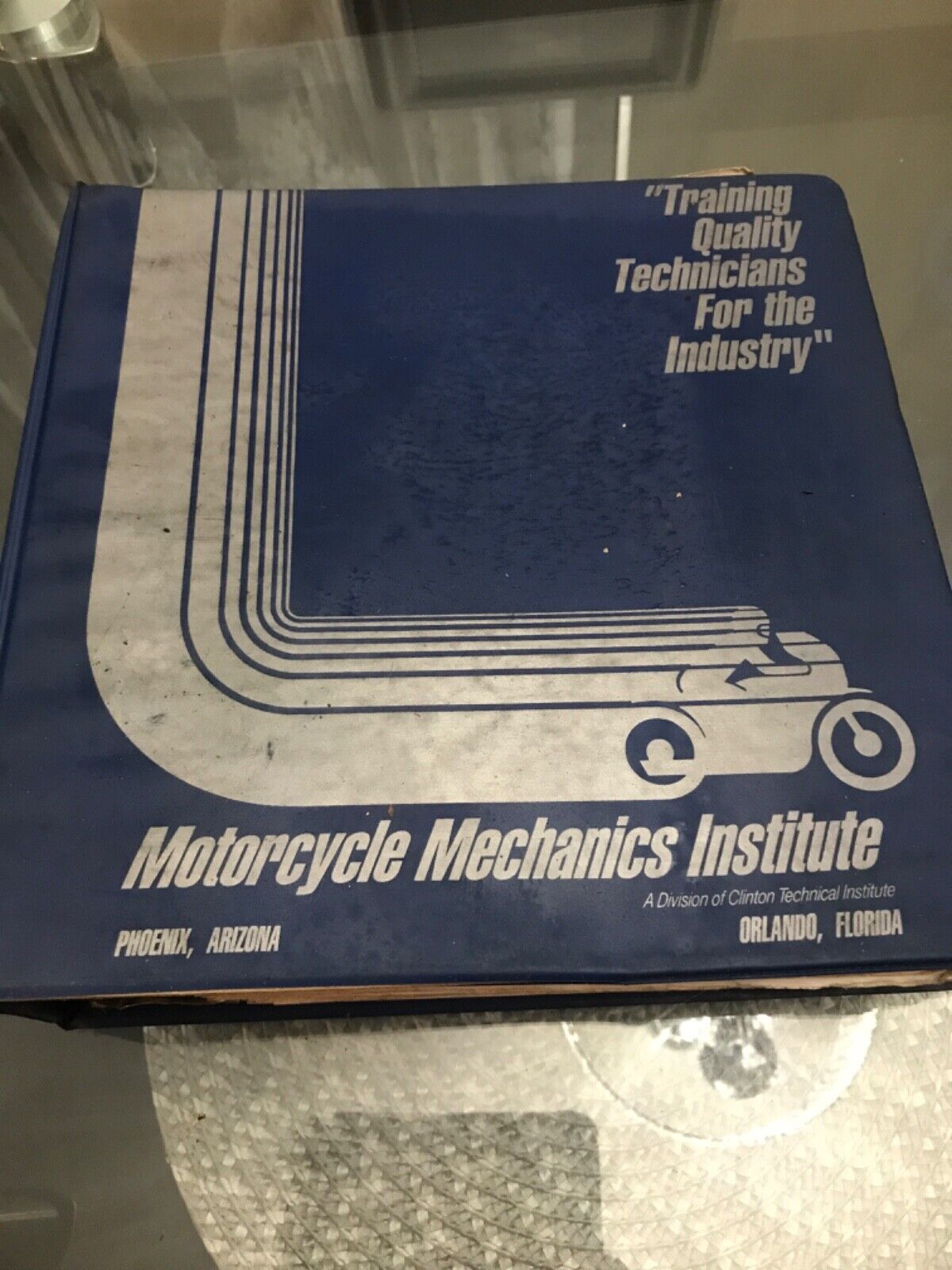 Harley Davidson Motorcycle Mechanics Institute Book Binder 1990s or 80s