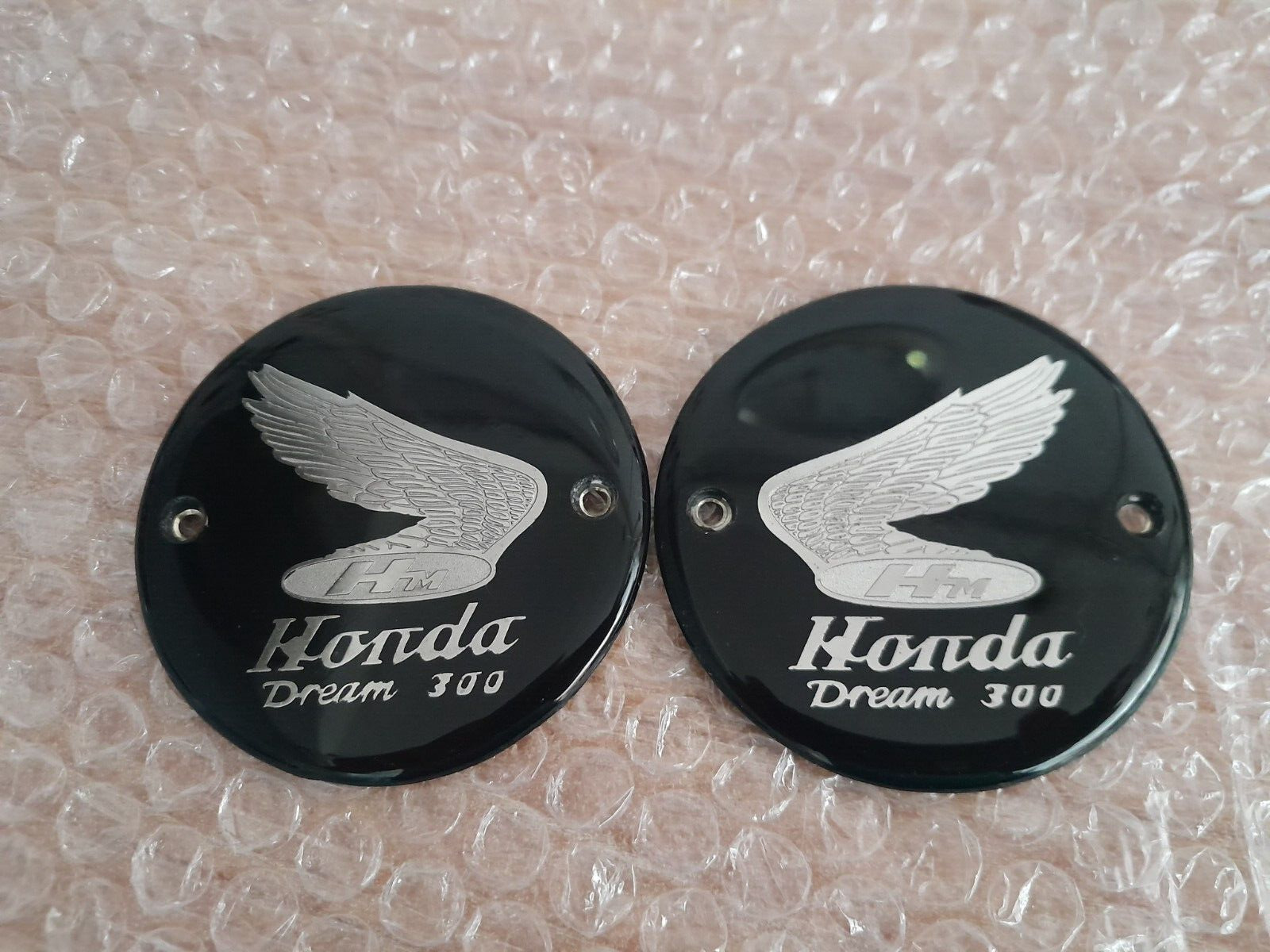 Honda 300 Dream 300 Gas Tank Emblem Badge Silver Pair