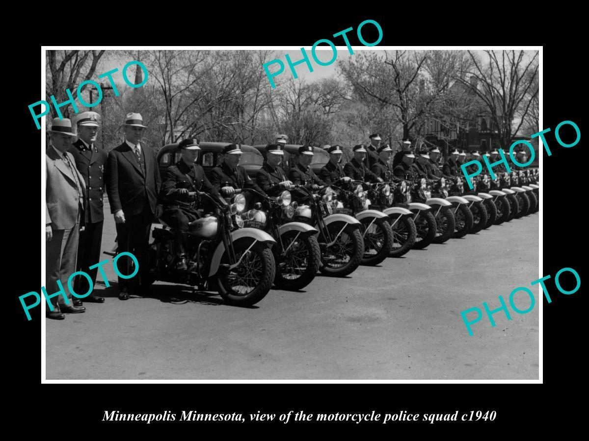 OLD POSTCARD SIZE PHOTO OF MINNEAPOLIS MINNESOTA POLICE MOTORCYCLE SQUAD c1940