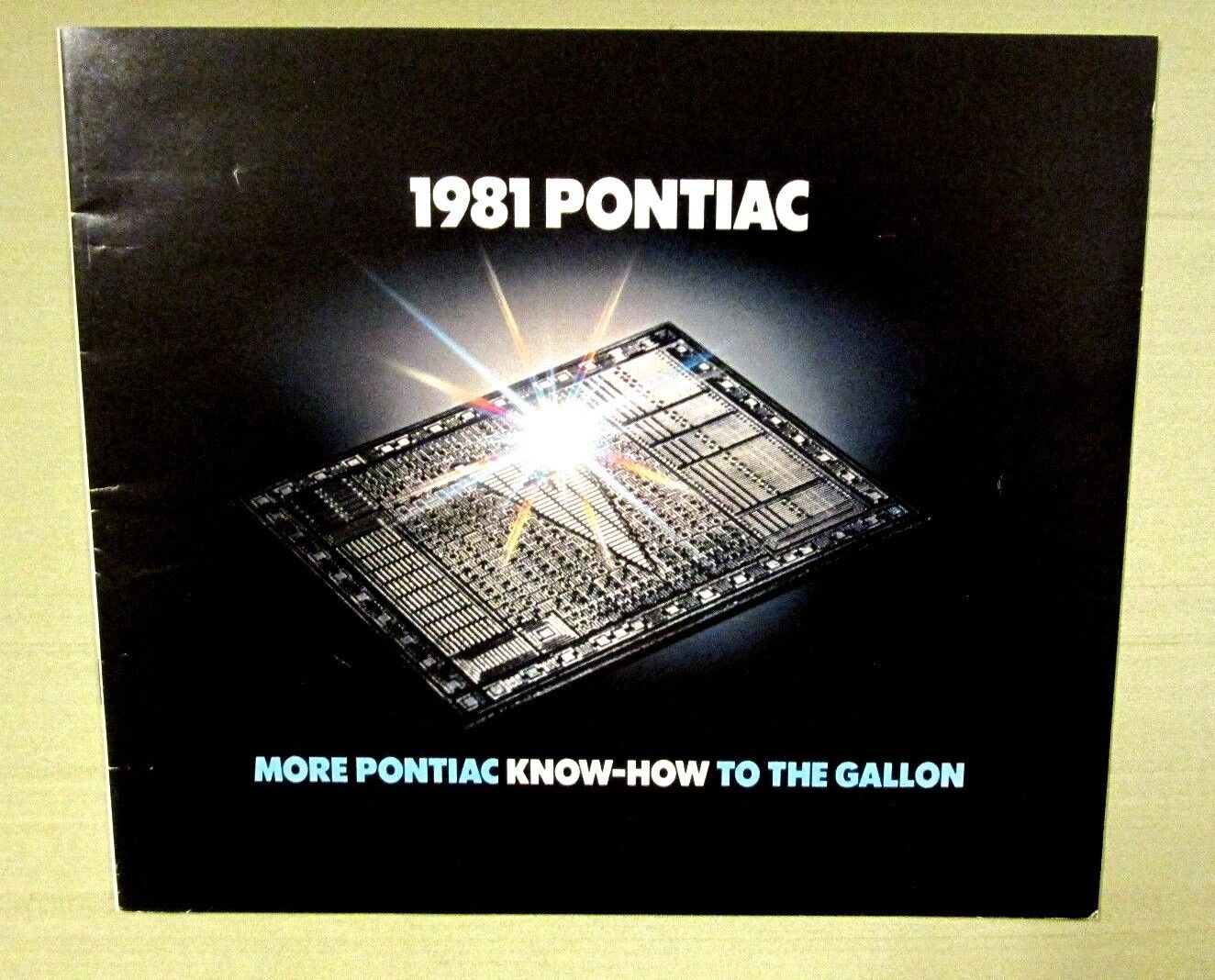 Original 1981 PONTIAC Sales Brochure Grand Prix Firebird Burt Reynolds Trans 32p