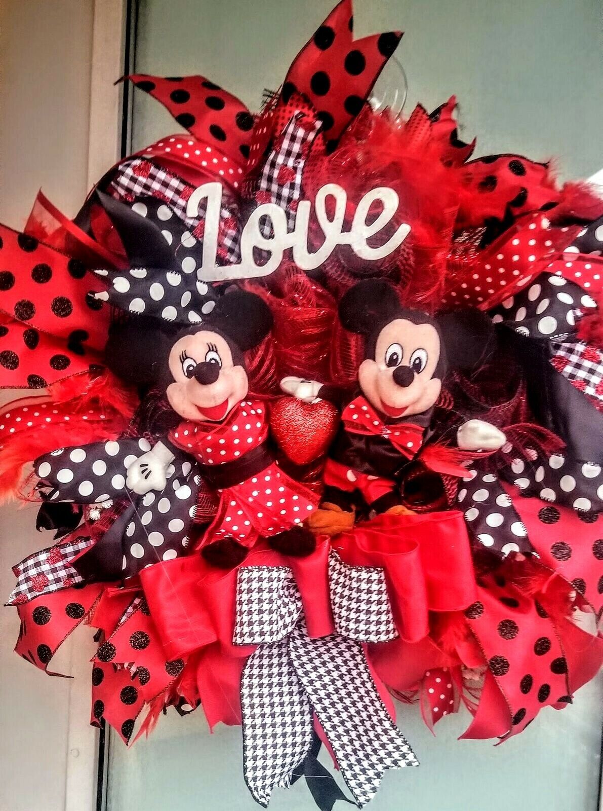 Mickey Minnie Mouse Valentines Day Love Wreath Large Deco Mesh Front Door Decor