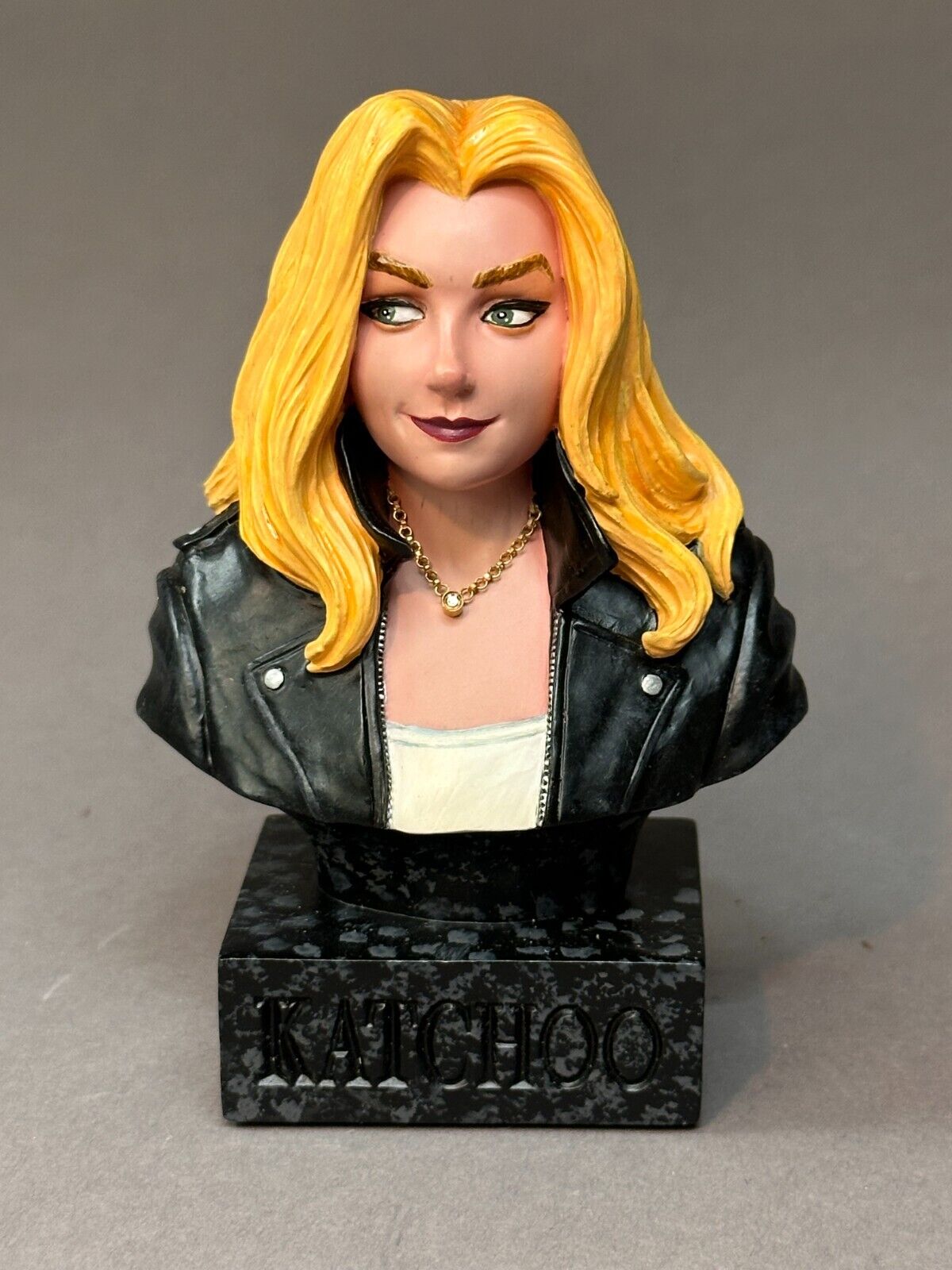 CS Moore Studio and Terry Moore\'s Katchoo Bust A.P. edition # 12 of 200 RARE