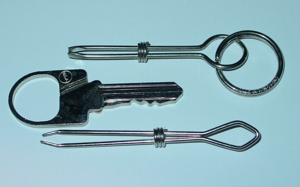 VINTAGE 1970\'s CIGARETTE HOLDER TO GO ROACH CLIP KEY CHAIN Set of 3 NICE