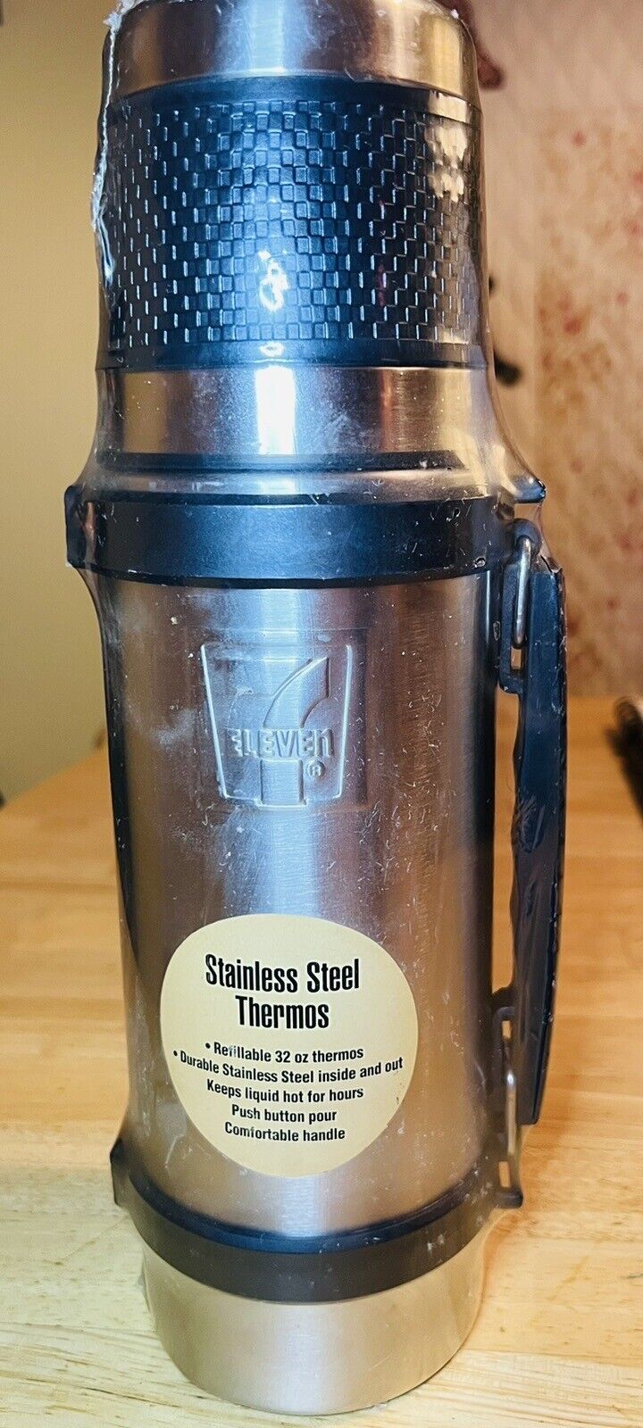 Vintage 7-11 / 7 ELEVEN STAINLESS STEEL THERMOS - Hot / Cold Coffee - NEW