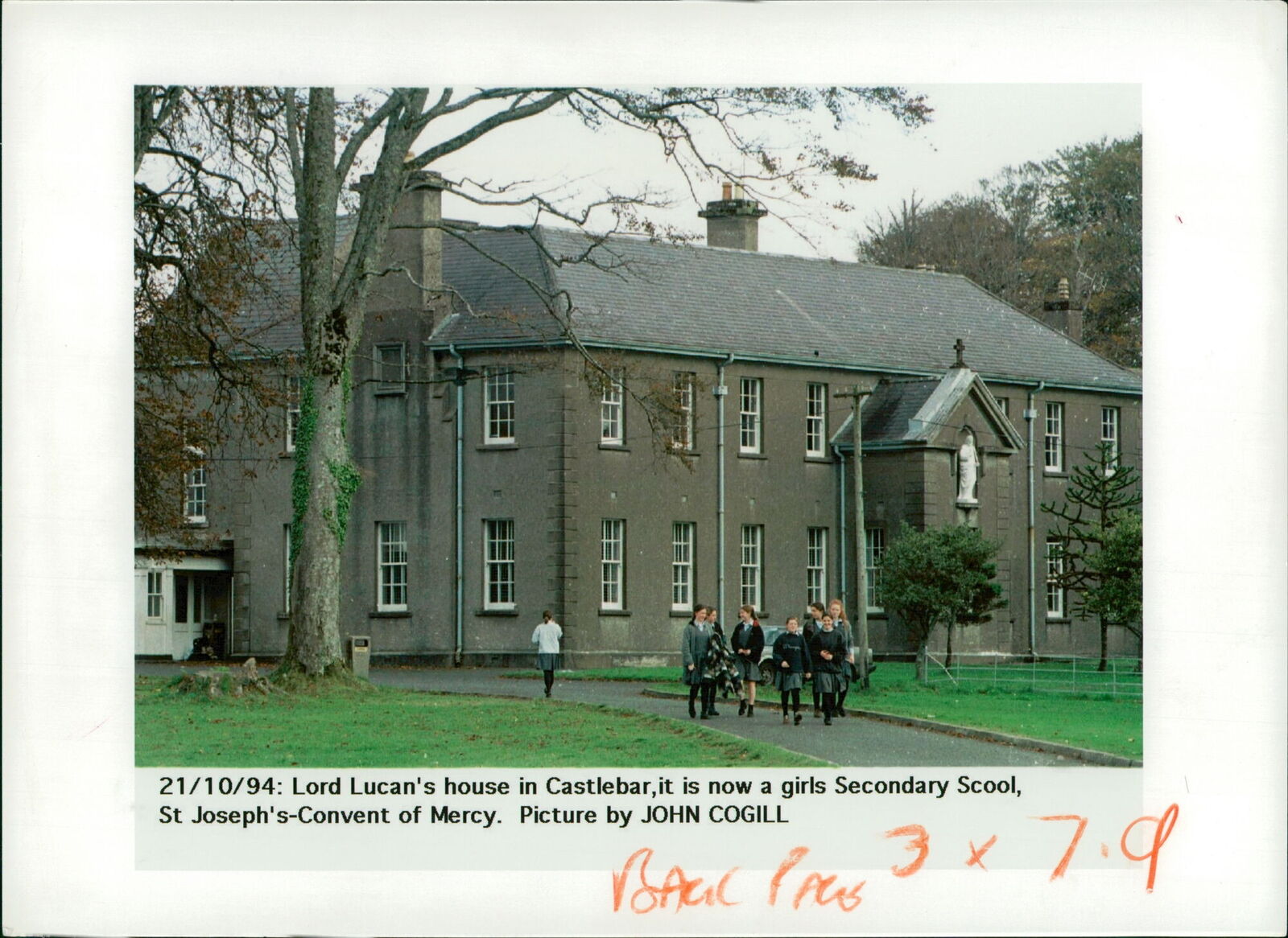 Lord Lucan\'s  house in Castlebar. - Vintage Photograph 1402795