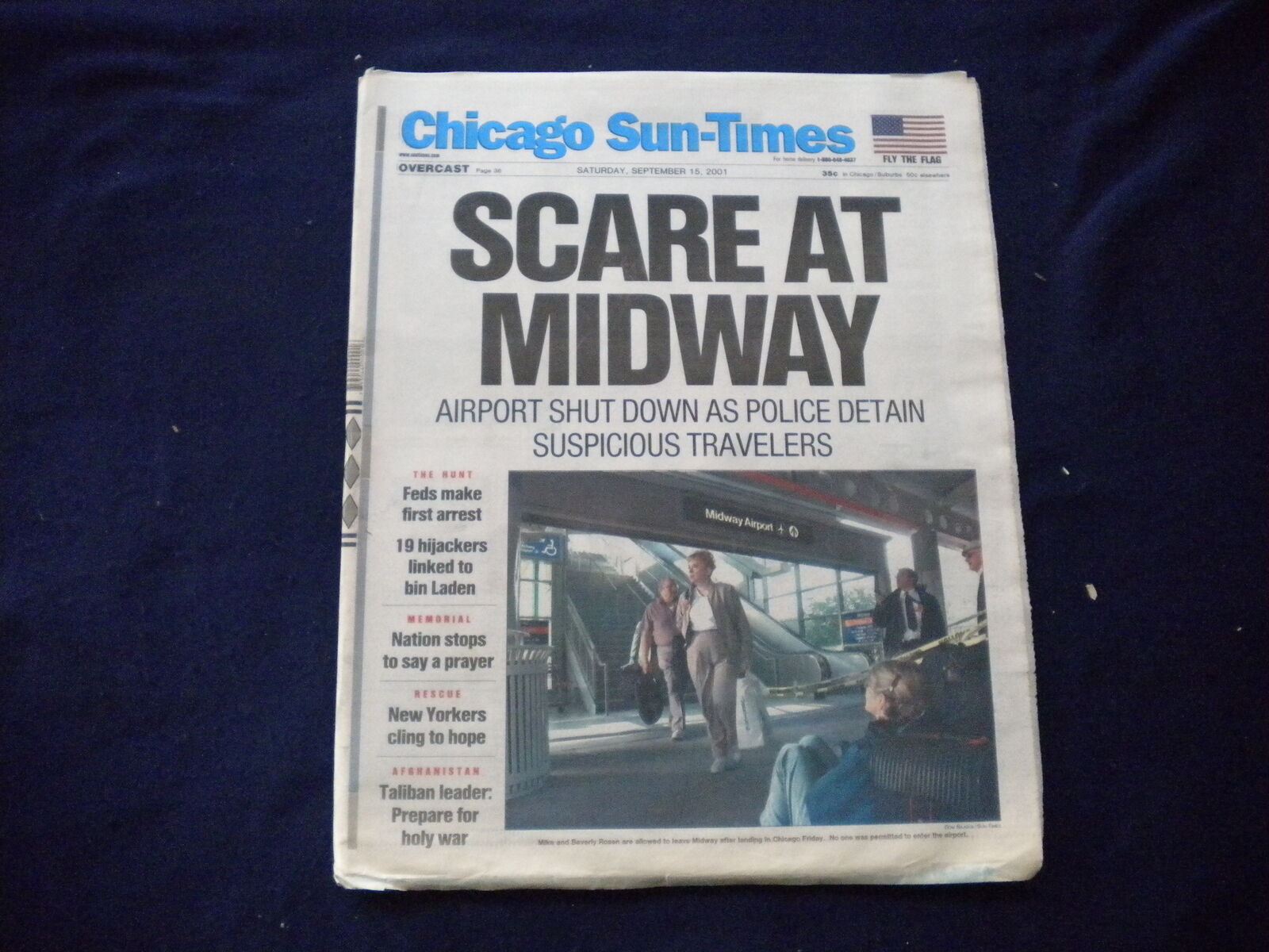 2001 SEPTEMBER 15 CHICAGO SUN-TIMES NEWSPAPER - SCARE AT MIDWAY - NP 5943