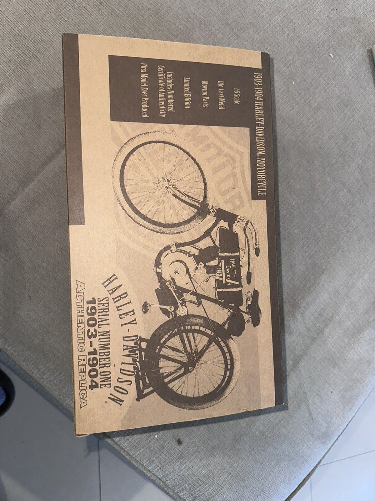Harley Davidson  1:6 Scale Diecast 1903-1904 Motorcycle Authentic Replica
