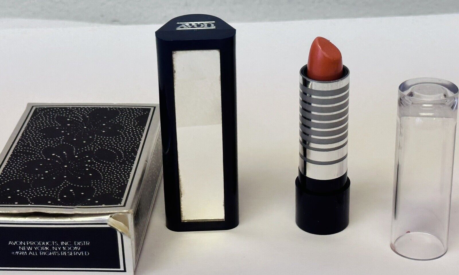 NOS VTG Avon Beautiful Images Mirrored Lipstick Case & Orange Blossom Lipstick
