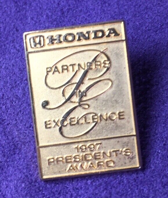 Honda Partners In Excellence Circa 1997 Presidents Award Metal Pinback