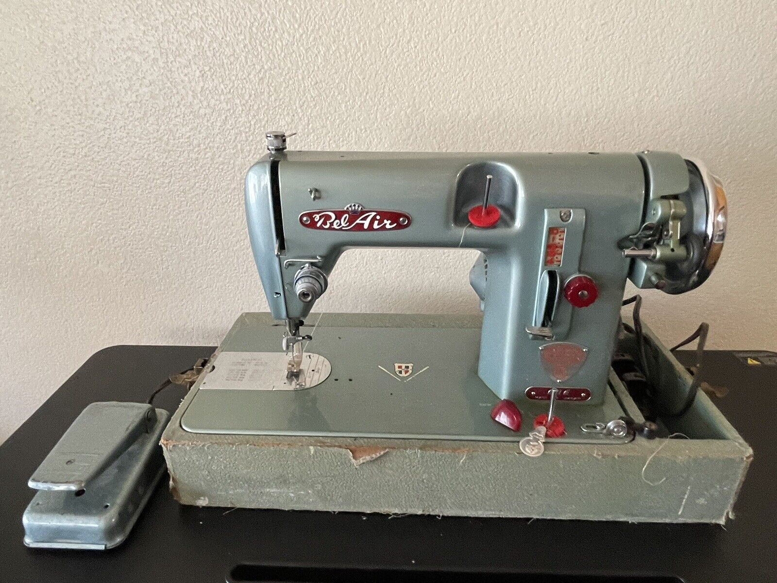 Sewmor BelAir Sewing Machine Model: 606 Vintage Japan w/ Foot Pedal And Case