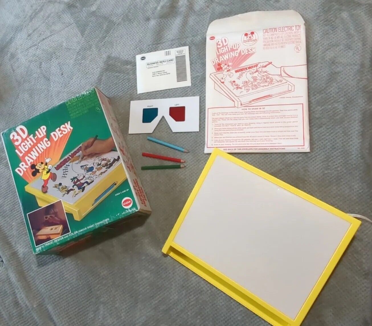 NOS Vintage Disney Mickey Mouse 3D Light Up Drawing Desk COMPLETE NEW