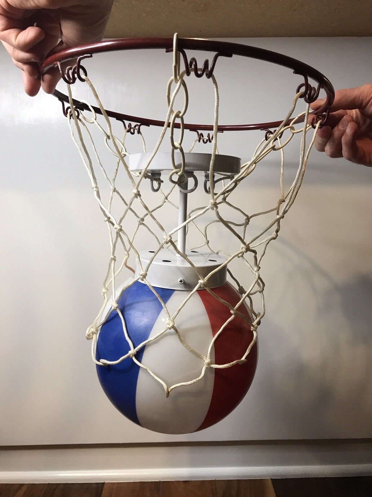 NICE Vintage Harlem Globetrotters Basketball Hoop Hanging Globe Lamp Rim & Net
