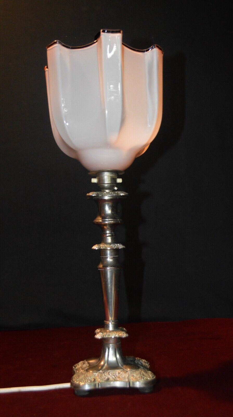 Vintage 1930s art deco silver-plated table lamp hand-moulded tinted glass shade