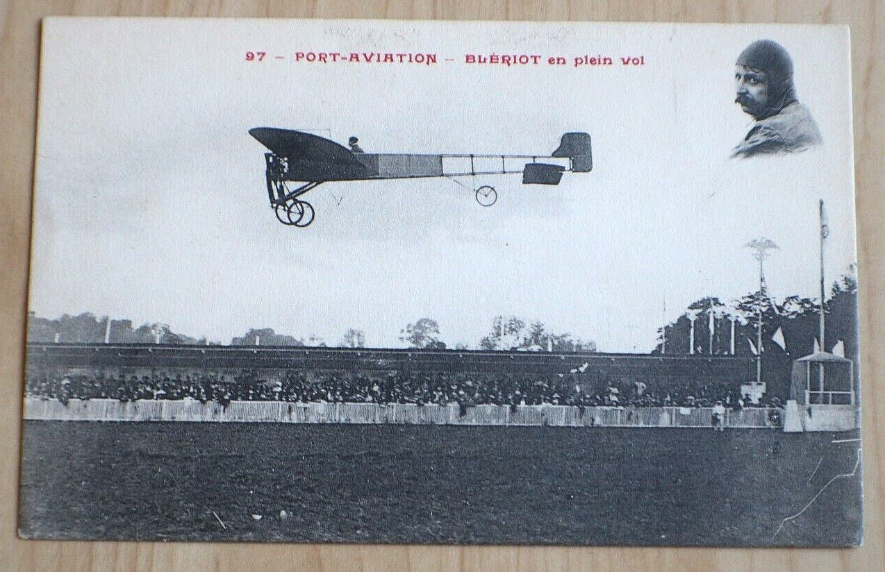 bleriot en plein vol french aviation race post card unposted