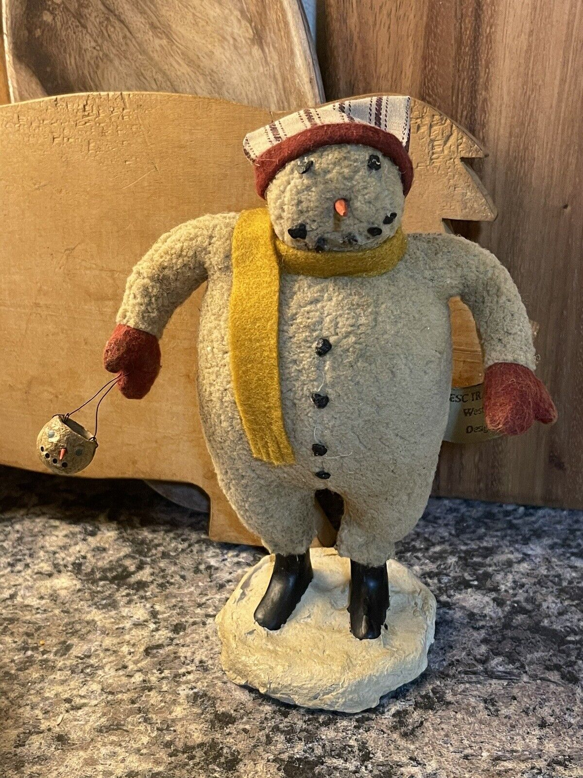Cody Foster Primitive Snowman Vintage ESC Trading Co Country Folk Art Holiday 8”