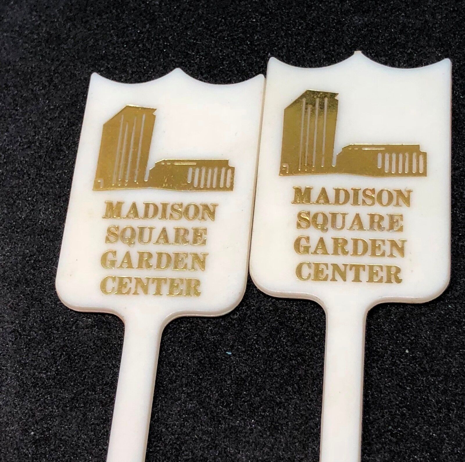 2 VTG Madison Square Garden Hall of Fame Club Swizzle Sticks NY Rangers Home MSG
