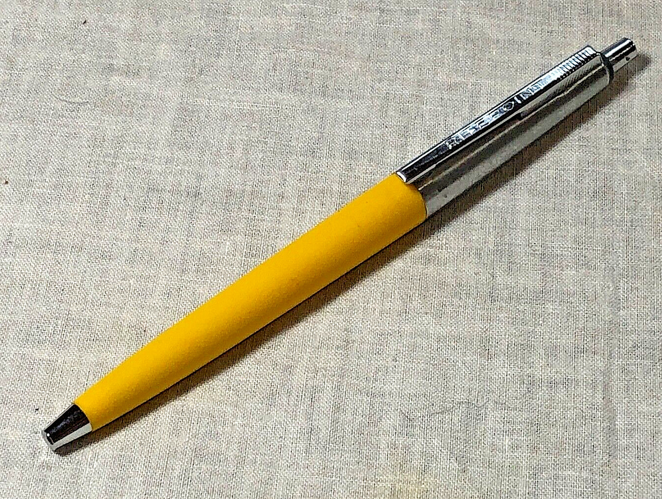 Vintage RITEPOINT Click Type Brushed chrome over yellow Ballpoint Pen.