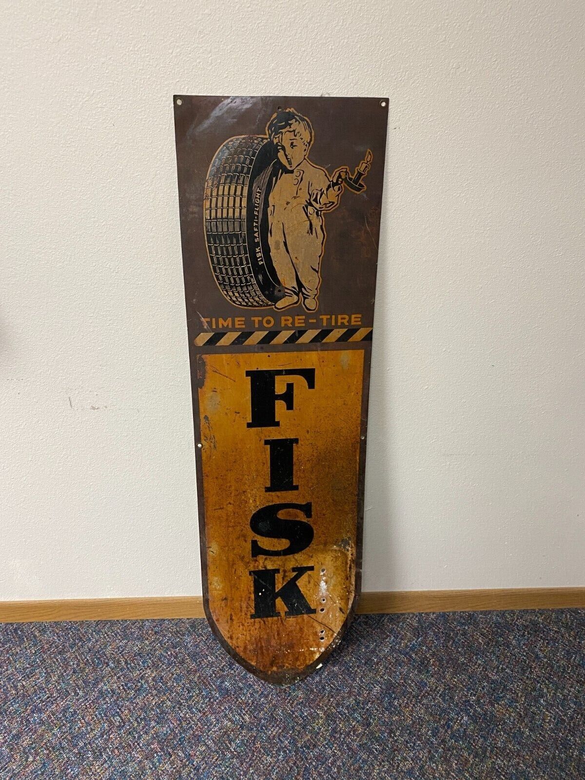Fisk Tire Sign