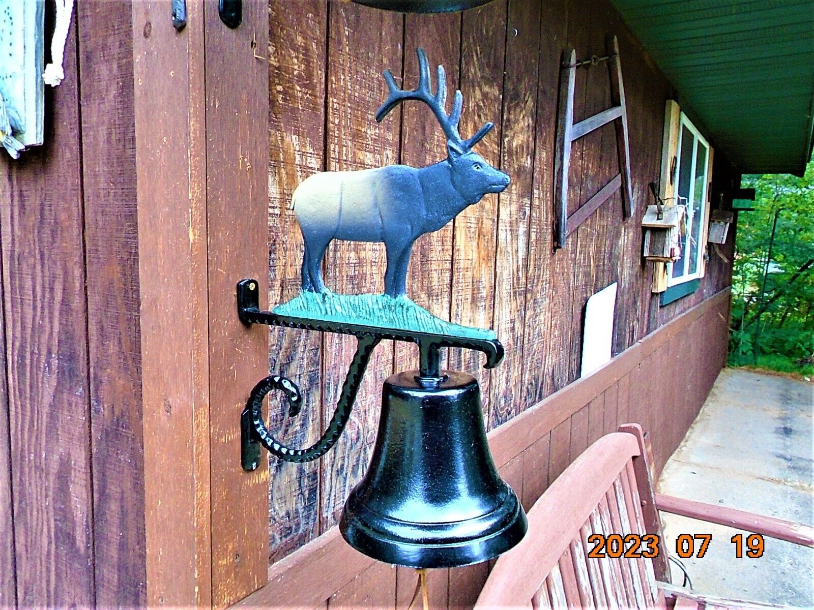 YELL0WSTONE ELK Montague Metal Products Hanging Dinner Bell