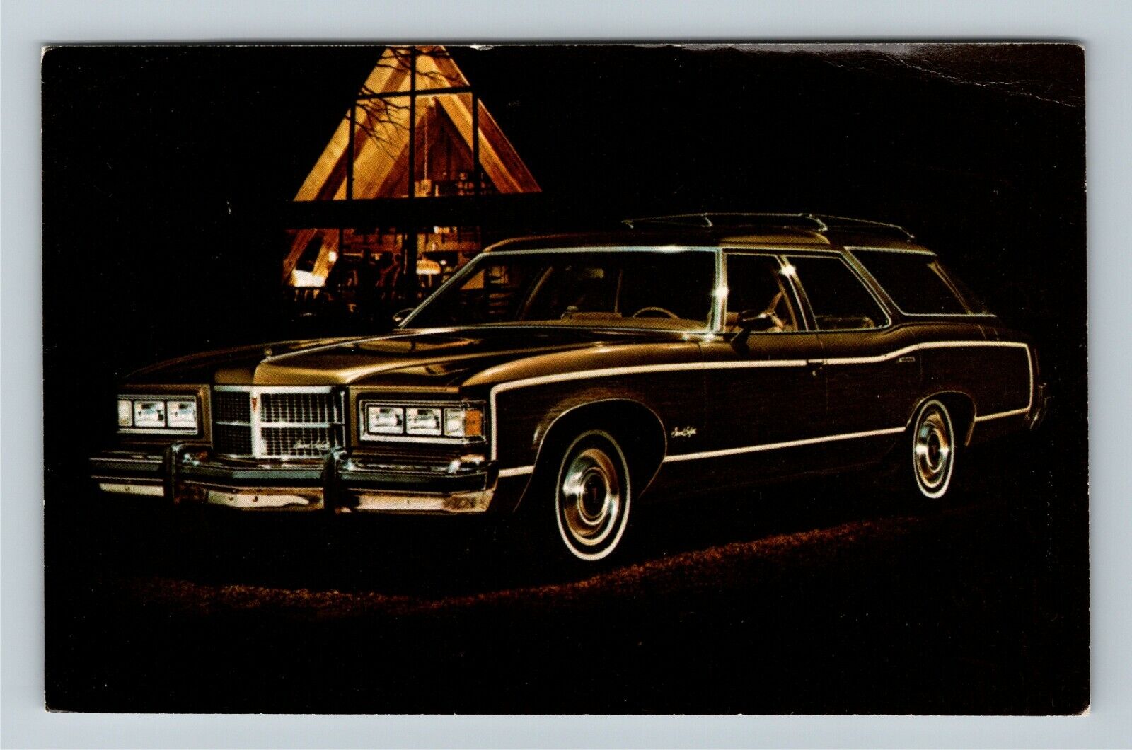 1975 Pontiac Grand Safari 4-Door, Wagon Automobile c1974 Vintage Postcard