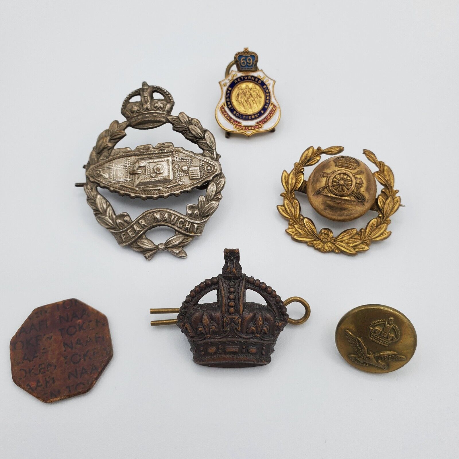 WW2 Britain Hat Badge button token set Commonwealth Canada Australia button pin