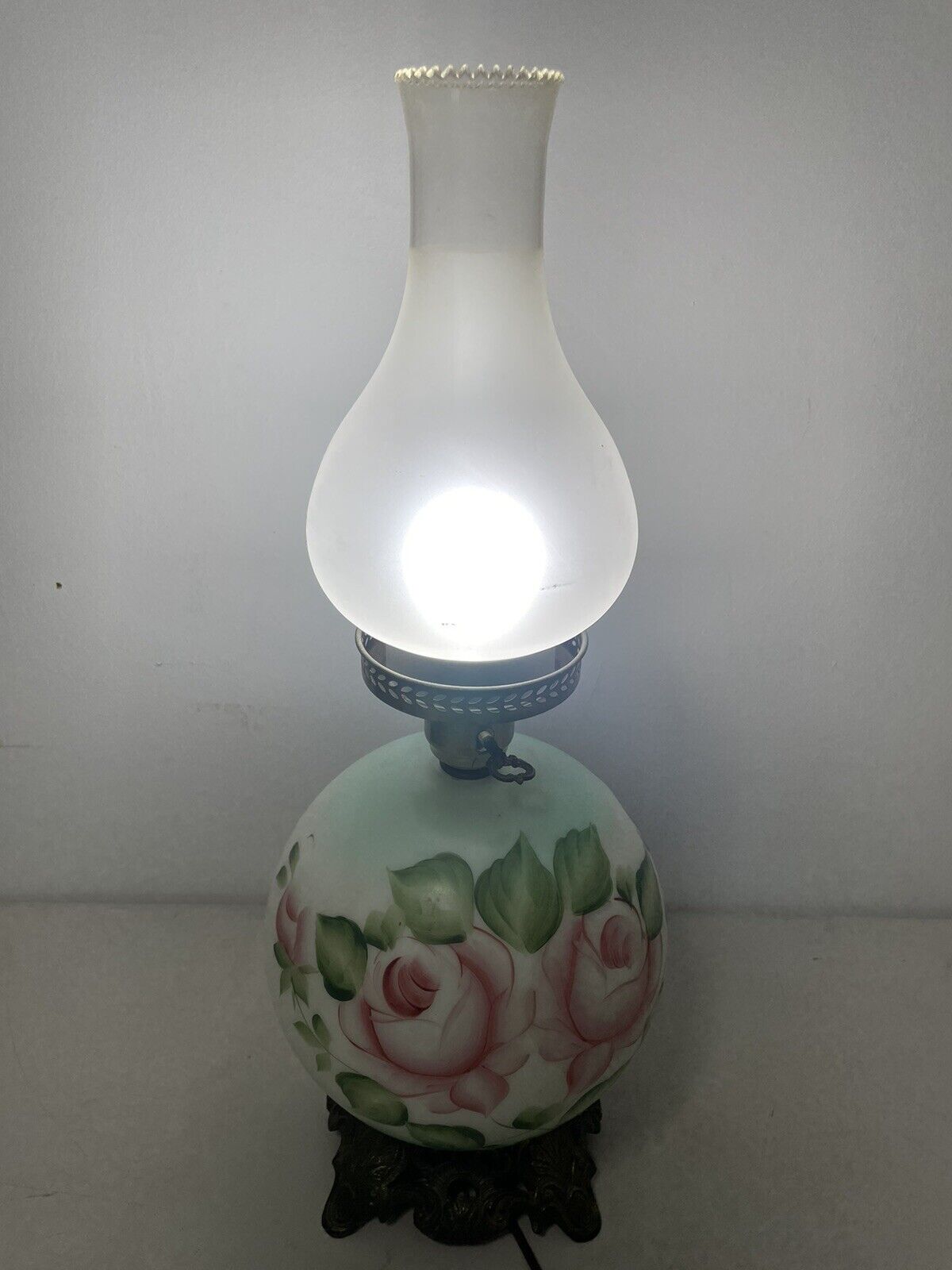Antique Handpainted Flowers Gone With The Wind Lamp Parlor