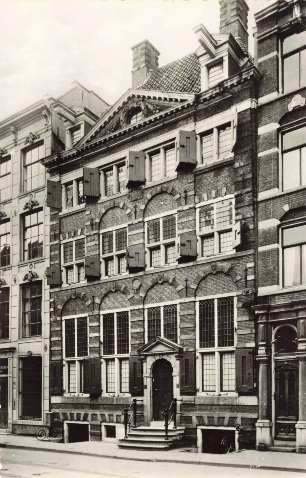 Rembrandt's Home/Apartment  Amsterdam Real Photo Vintage PC