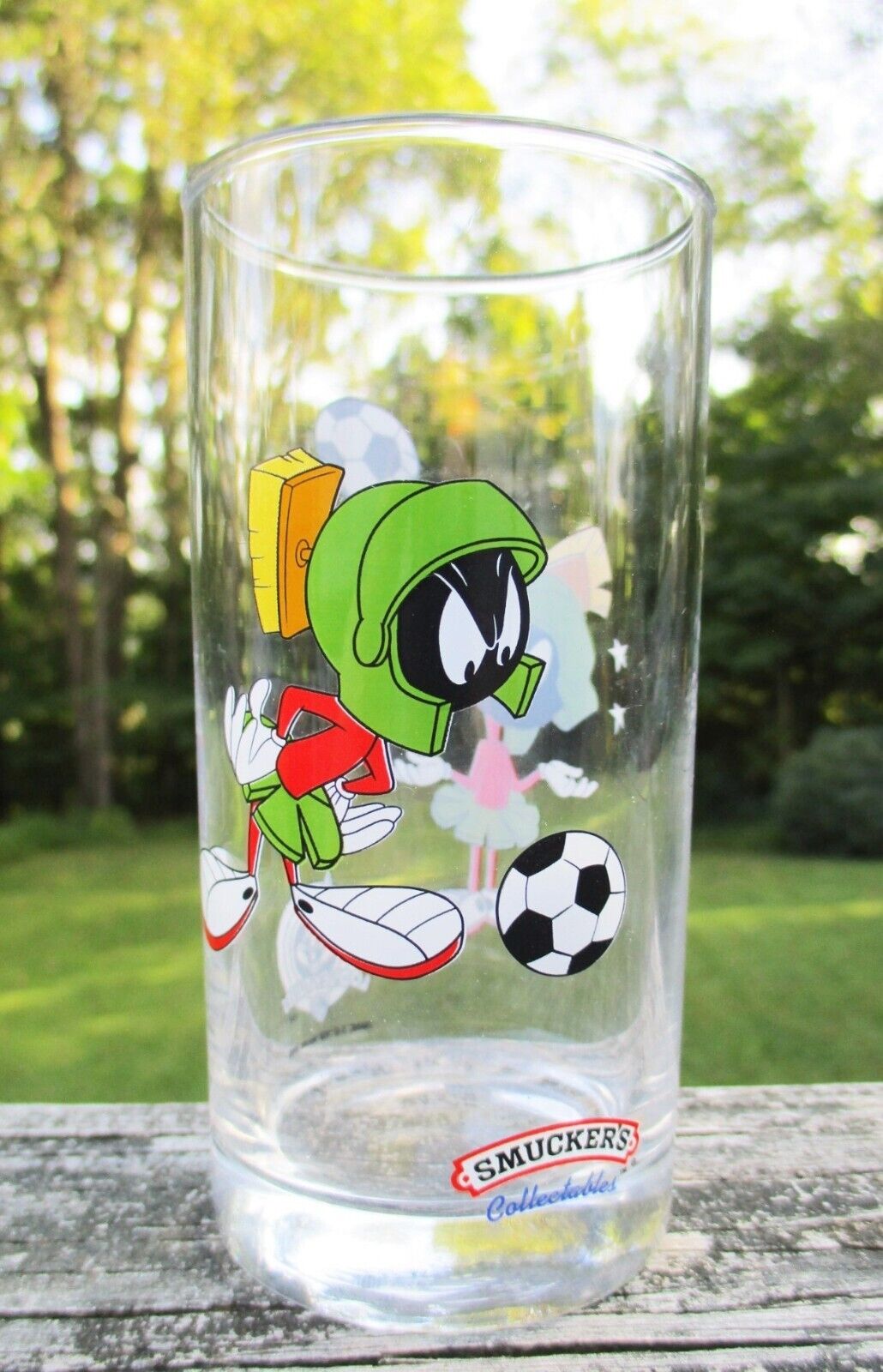 Vintage 1998 Looney Tunes Marvin the Martian Soccer 8 oz Glass Smuckers Auct. #1