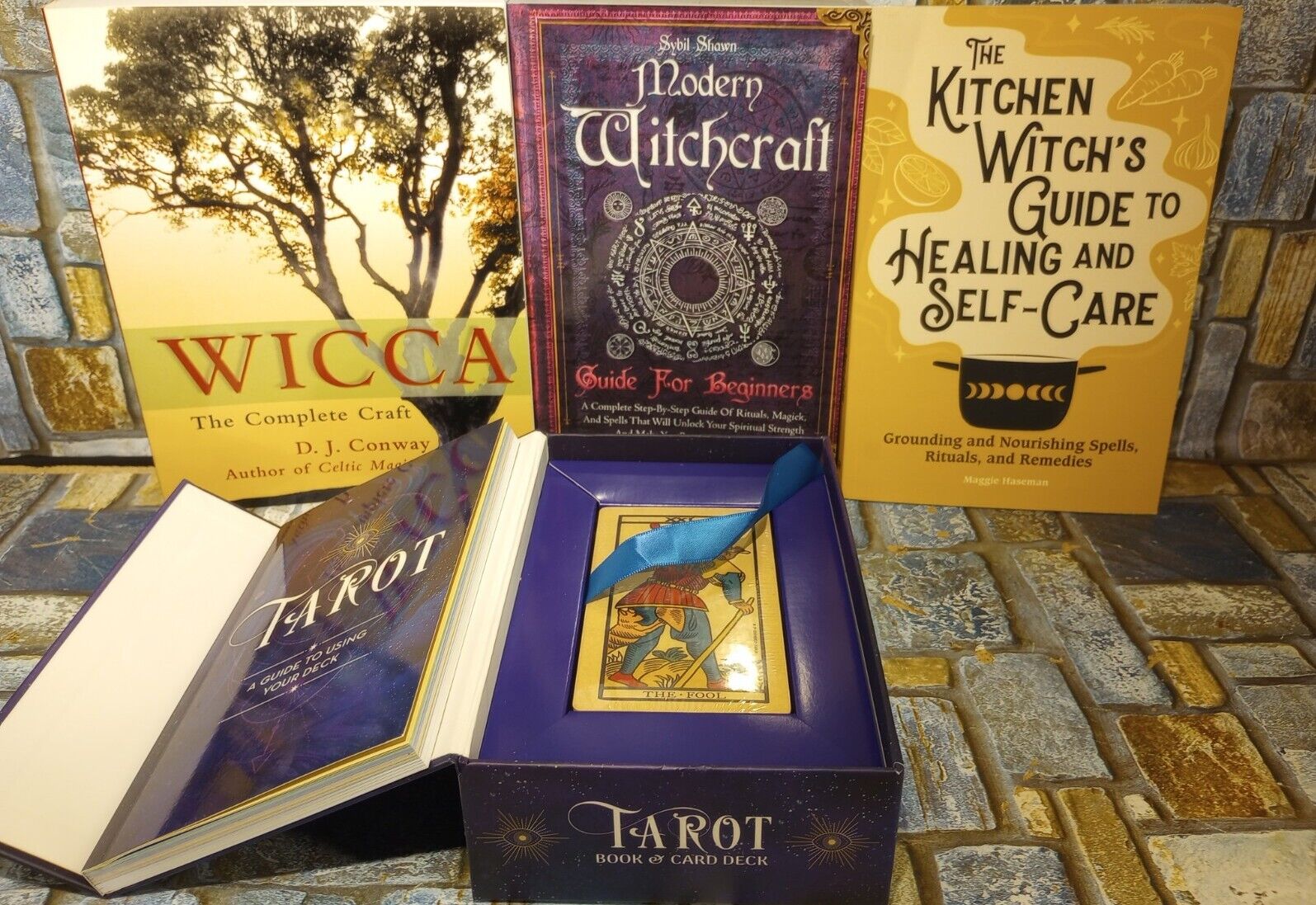 Wiccan Starter Pack 3 Books & New Tarot Deck And Book