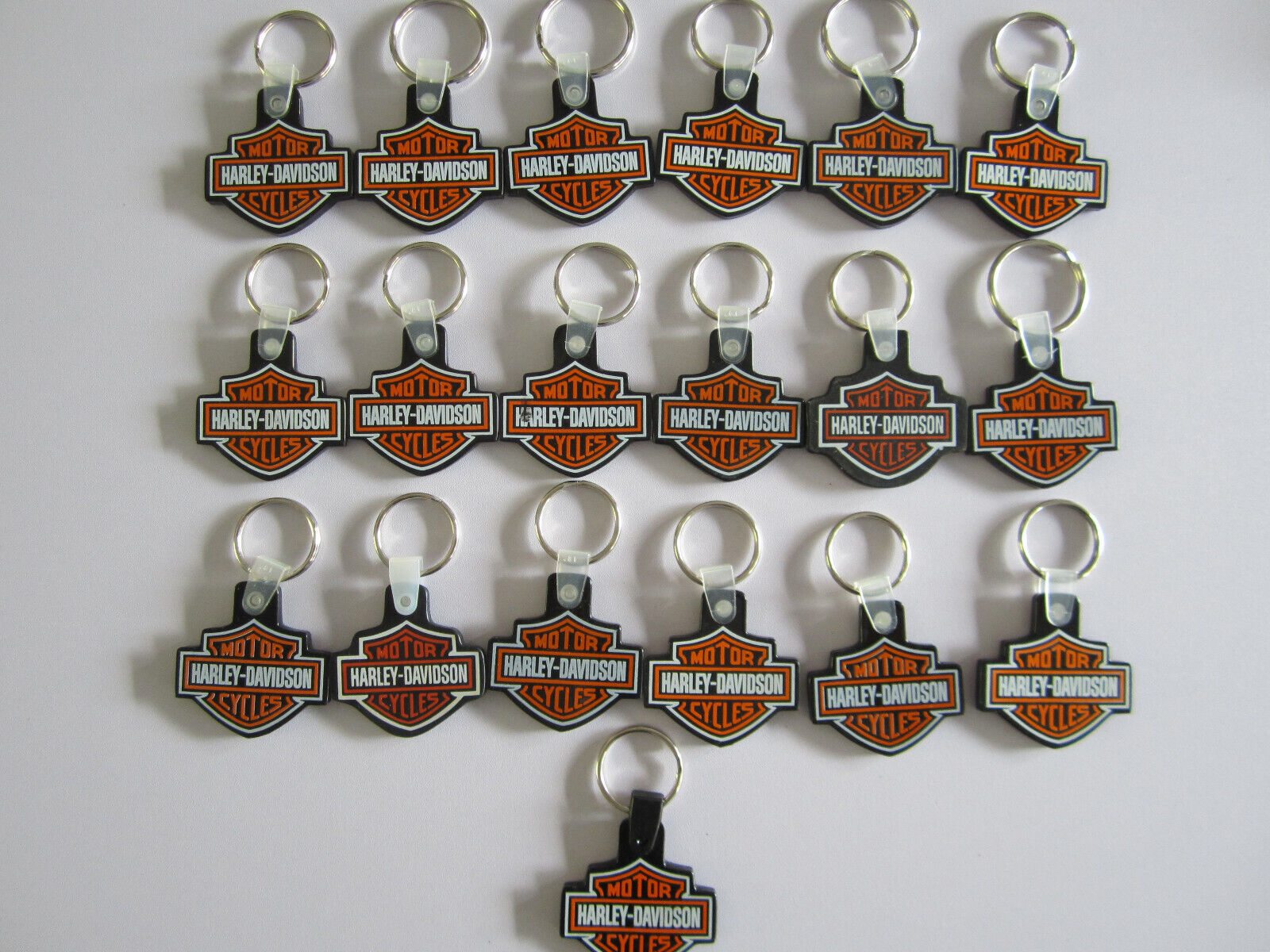 Harley Davidson Motorcycles Rubberized Key Rings Keychain Chain 19 Different NEW