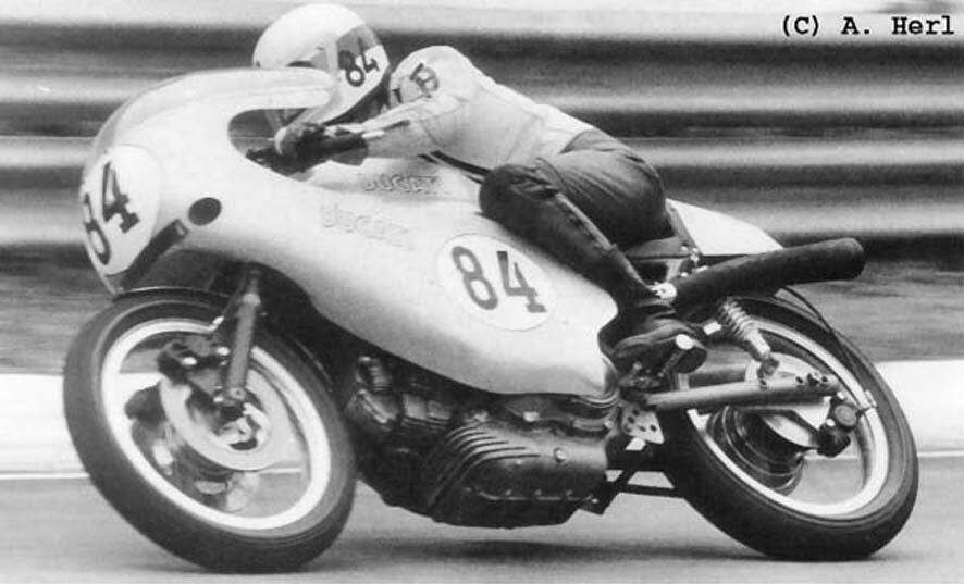 Ducati 750 Imola racer & Spaggiari - 1973 Imola 200 - photo motorcycle photo